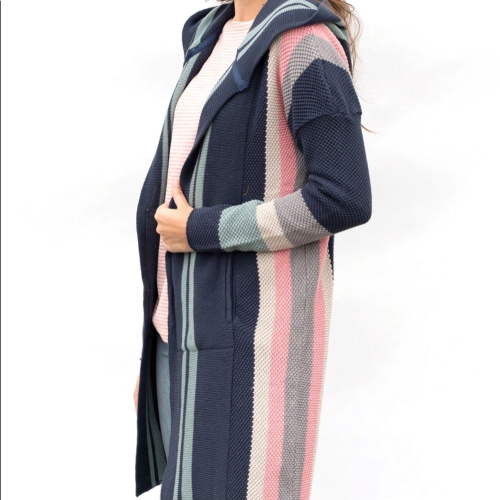 Evy’s Tree Rory In Navy Multicolor  NWT